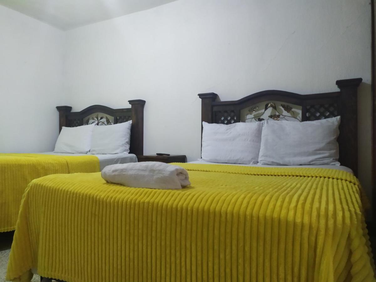 Hotel Colonial Maya Гватемала Экстерьер фото
